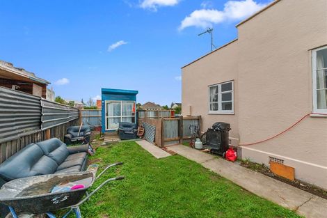 Photo of property in 112 Peverel Street, Riccarton, Christchurch, 8041