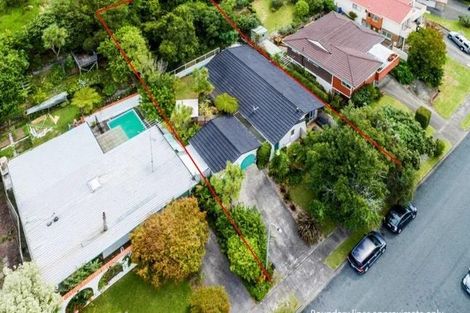 Photo of property in 40 Stapleford Crescent, Browns Bay, Auckland, 0630