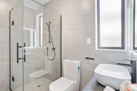 Photo of property in 42 Drumbuoy Drive, Flat Bush, Auckland, 2019