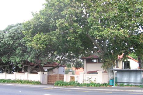 Photo of property in 3/76 Shakespeare Road, Milford, Auckland, 0620