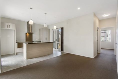 Photo of property in 87 Grove Road, Papakura, 2110