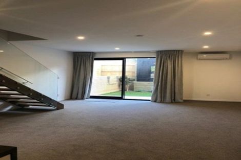 Photo of property in 10/20u Trent Street, Island Bay, Wellington, 6023