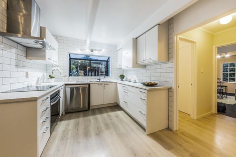 Photo of property in 19 Keeney Court, Papakura, 2110