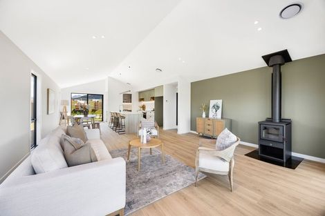 Photo of property in 3 Mason Street, Wanaka, 9305
