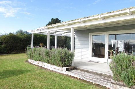 Photo of property in 76 Kitchener Street, Wairoa, 4108