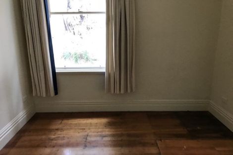 Photo of property in 133 Kaikorai Valley Road, Glenross, Dunedin, 9011