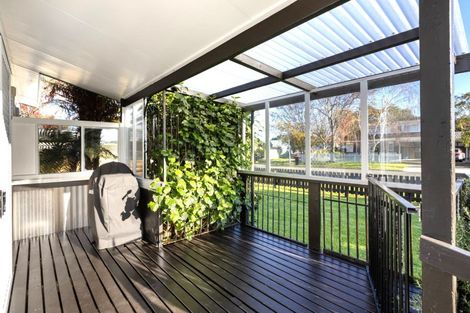 Photo of property in 198 Windermere Drive, Poike, Tauranga, 3112