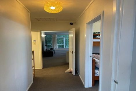 Photo of property in 13 Rickards Place, New Lynn, Auckland, 0600