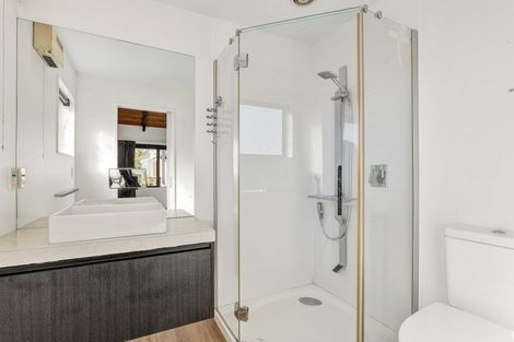 Photo of property in 66 Karina Road, Merrilands, New Plymouth, 4312