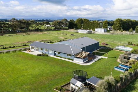 Photo of property in 106 Reid Line East, Aorangi, Feilding, 4775