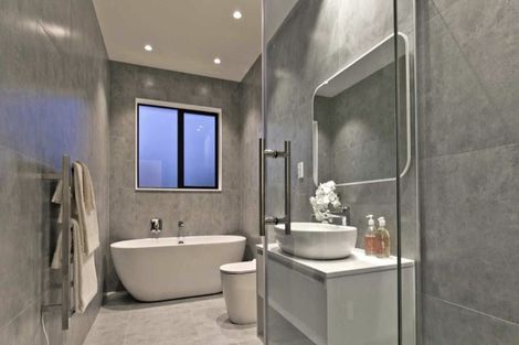 Photo of property in 21 Princes Street, Riverhead, 0820