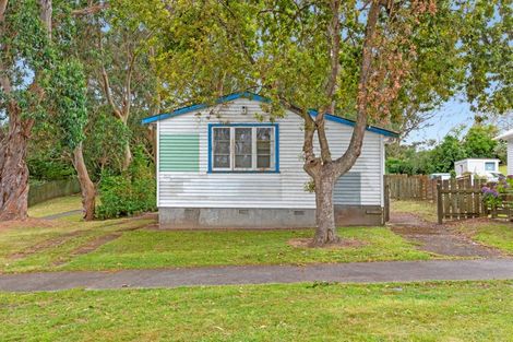 Photo of property in 49-a Mungavin Avenue, Ranui, Porirua, 5024