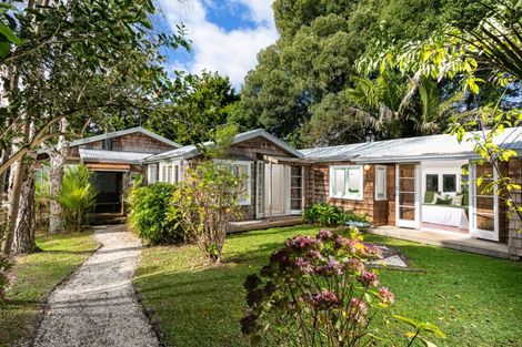 Photo of property in 103 Hinau Road, Waimauku, 0881