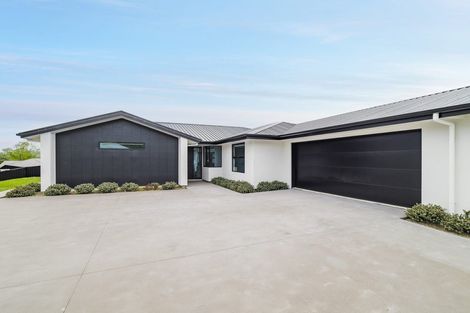 Photo of property in 4 Cuddie Close, East Taieri, Mosgiel, 9024