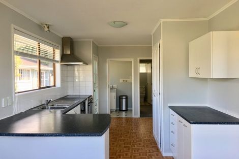 Photo of property in 13 Freya Place, Torbay, Auckland, 0630