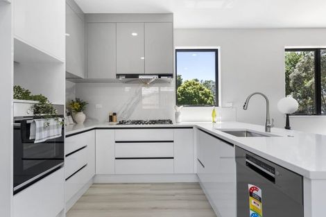 Photo of property in 90 Awaruku Road, Torbay, Auckland, 0630