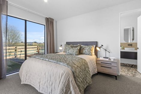 Photo of property in 205 Mairehau Road, Burwood, Christchurch, 8083