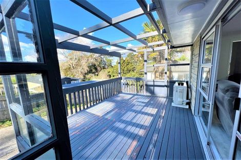 Photo of property in 35 Leaver Place, Weymouth, Auckland, 2103