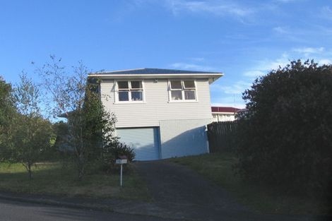 Photo of property in 15 Locket Road, Glenfield, Auckland, 0629