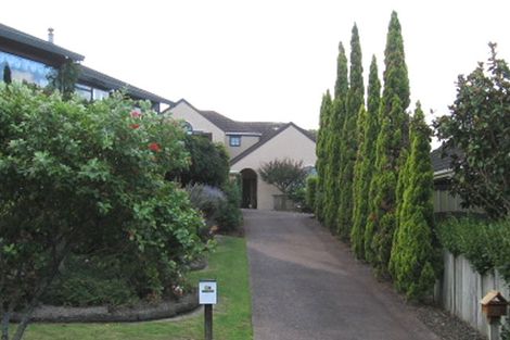 Photo of property in 5 Javelin Place, West Harbour, Auckland, 0618