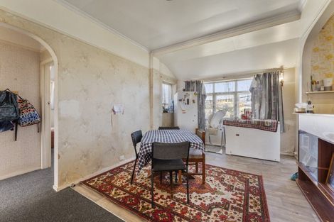 Photo of property in 16 Bennett Street, Gonville, Whanganui, 4501