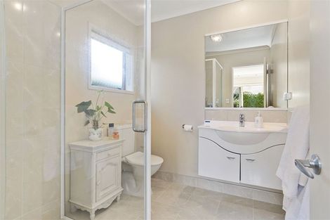 Photo of property in 15 Saint Heliers Place, Papamoa Beach, Papamoa, 3118