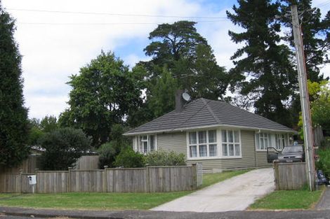 Photo of property in 28 Lauderdale Road, Birkdale, Auckland, 0626
