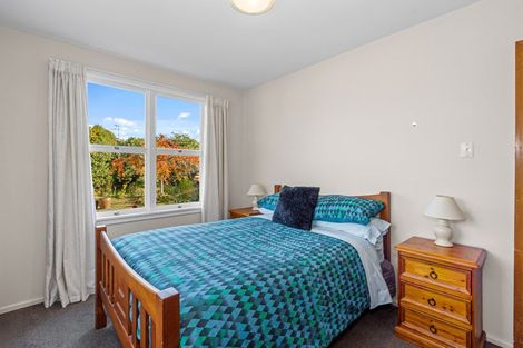 Photo of property in 25 Grimseys Road, Redwood, Christchurch, 8051
