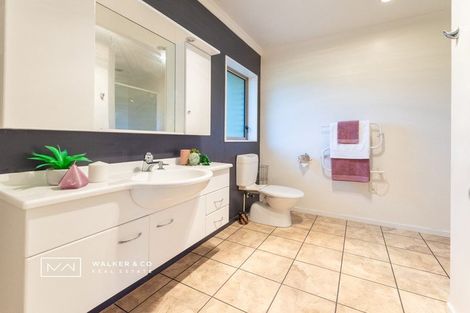 Photo of property in 349a Main Road North, Brown Owl, Upper Hutt, 5018