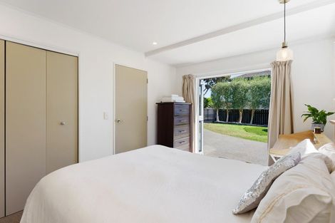 Photo of property in 75a Marine Parade, Paraparaumu Beach, Paraparaumu, 5032