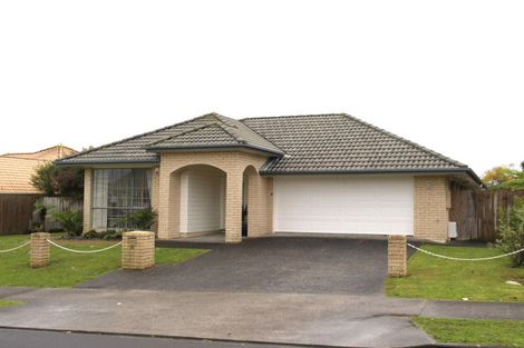 Photo of property in 4 Tolben Place, Golflands, Auckland, 2013