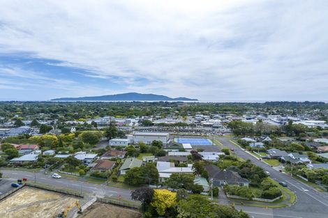 Photo of property in 16 Utauta Street, Waikanae, 5036