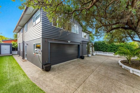 Photo of property in 4 Brandon Road, Manly, Whangaparaoa, 0930