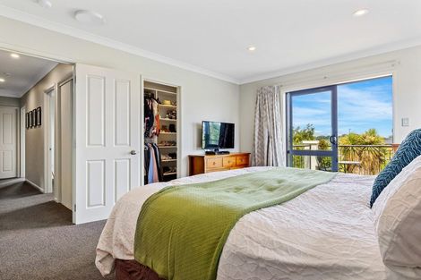 Photo of property in 8 Milkers Gate, Parklands, Christchurch, 8083