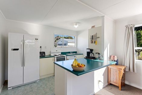 Photo of property in 410 Mazengarb Road, Paraparaumu, 5032