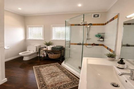 Photo of property in 10 Lara Lane, Kaiwaka, 0573