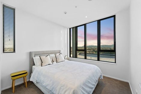 Photo of property in 1 Buscomb Avenue, Henderson, Auckland, 0610