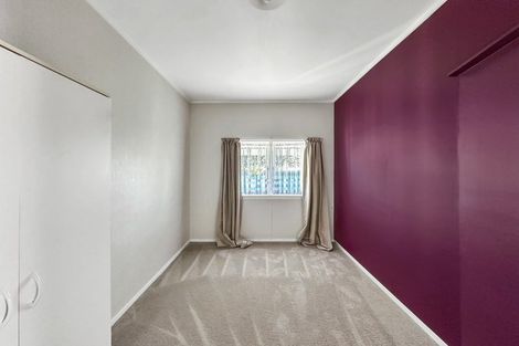 Photo of property in 18 Karaka Street, Castlecliff, Whanganui, 4501