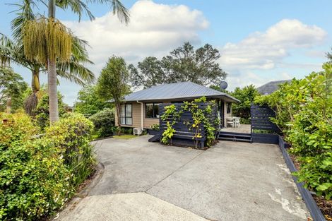 Photo of property in 21a Fraser Road, Narrow Neck, Auckland, 0624