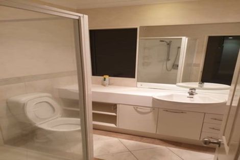 Photo of property in 31 Middlefield Drive, East Tamaki Heights, Auckland, 2016