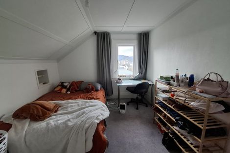 Photo of property in 21 Constitution Street, Dunedin Central, Dunedin, 9016