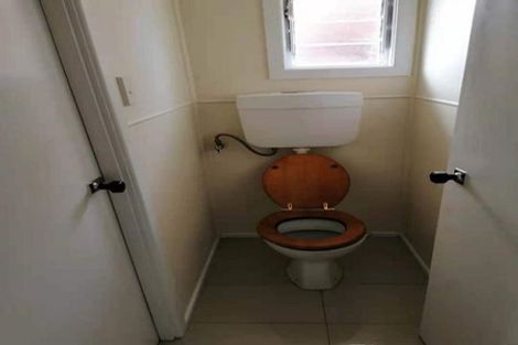 Photo of property in 1/38 Edwards Avenue, Henderson, Auckland, 0610