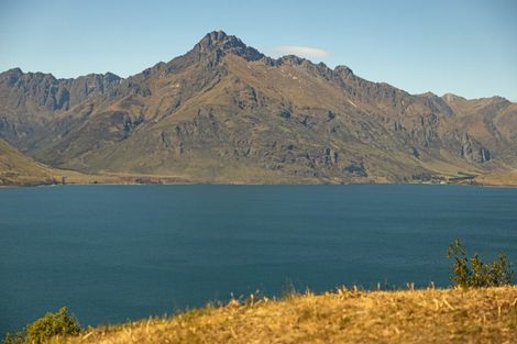 Photo of property in 81 Corsican Drive, Ben Lomond, Queenstown, 9371
