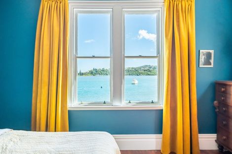 Photo of property in 55 Paremata Road, Paremata, Porirua, 5024