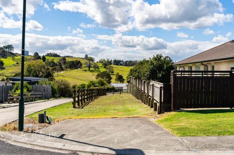 Photo of property in 15 Calla Street, Maungaturoto, 0520
