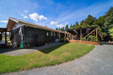 Photo of property in 408 Twilight Road, Brookby, Auckland, 2576