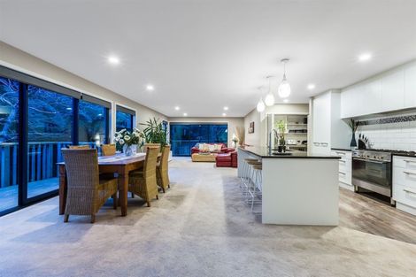 Photo of property in 122 Navigation Drive, Whitby, Porirua, 5024