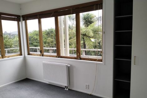 Photo of property in 25 Putnam Street, Northland, Wellington, 6012