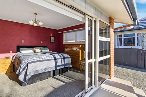 Photo of property in 24 Rugby Street, Waimate, 7924