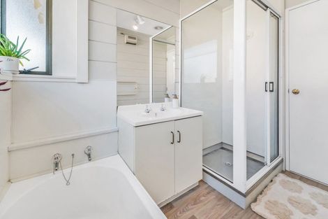Photo of property in 69 Station Street, Leeston, 7632